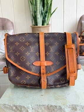 Louis Vuitton Saumur PM Monogram💝💝💝